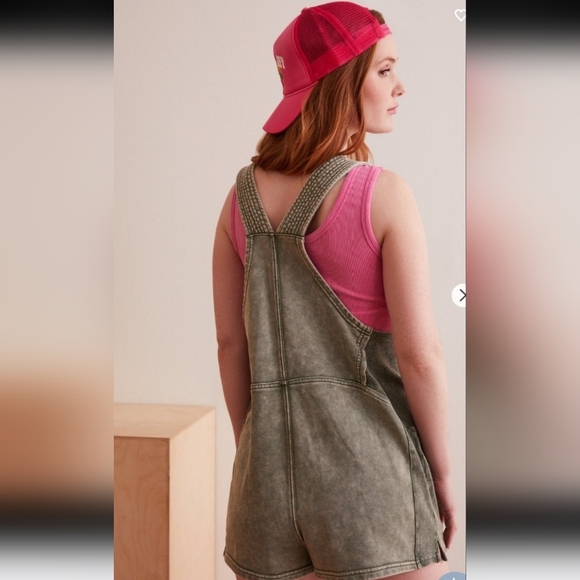 Boutique - Don't Sweat It Jumpsuit - Size: SMALL - Picture 3 of 10